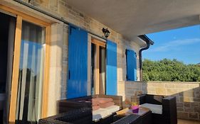 Stone House Iva